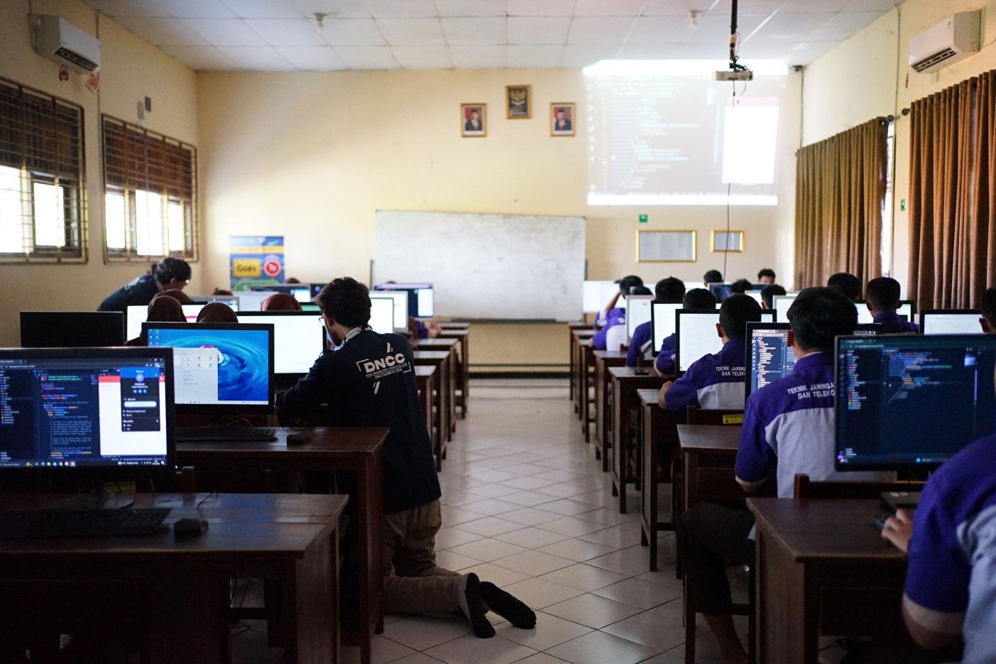 Suasana kelas SMKN 2 Demak